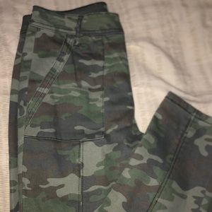 Camo jeans